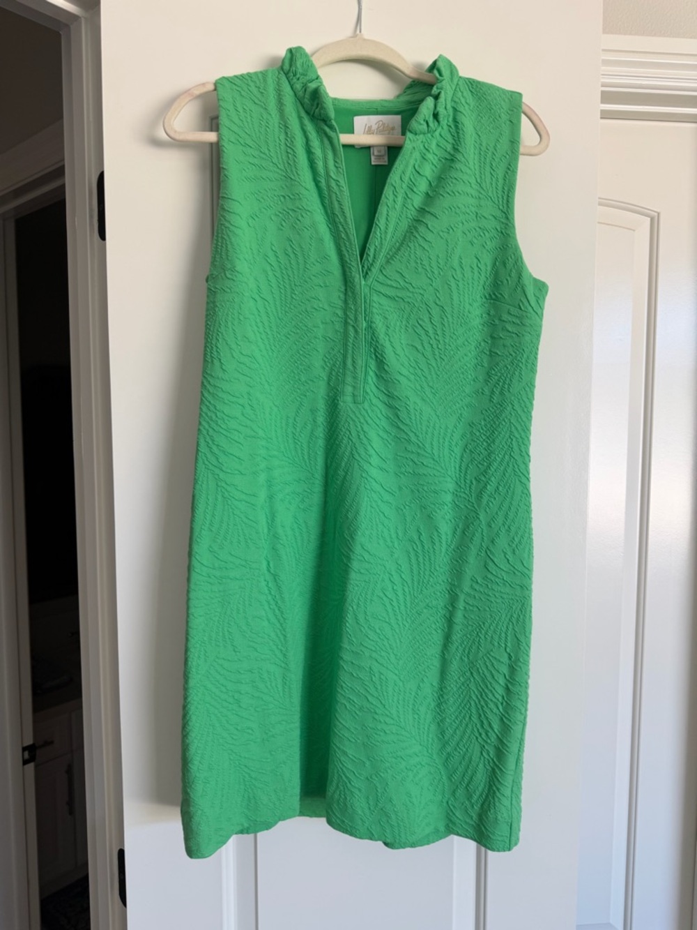 Lilly Pulitzer Bright Green Textured Sleeveless Shift Dress